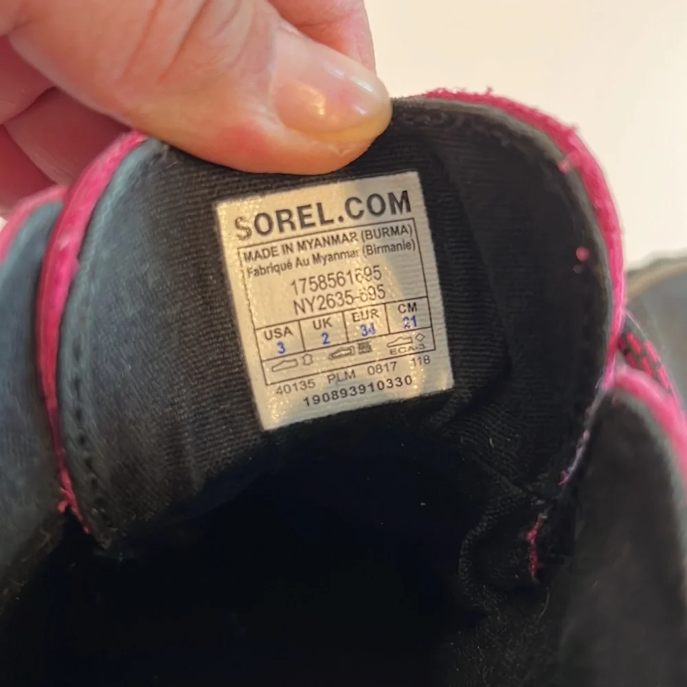 Sorel Pink black out and about rubber duck boots booties girls 3 youth snow